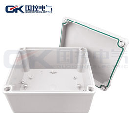 China Schrauben weiße ABS Anschlusskasten-staubdichte Leistung mit Polycarbonats-Beschichtung fournisseur